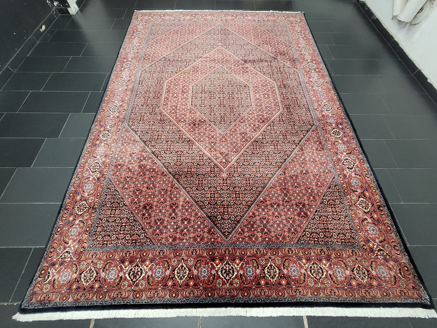 Bidjar Teppich Korkwolle signiert feine Knüpfung