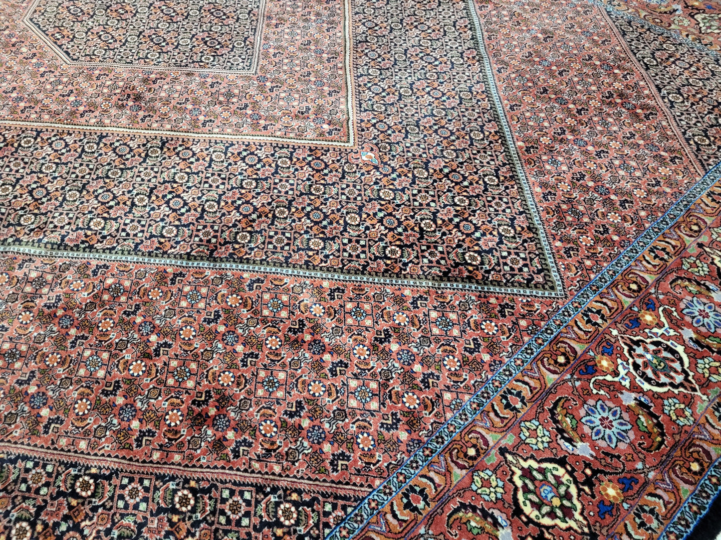 Bidjar Teppich Korkwolle signiert feine Knüpfung