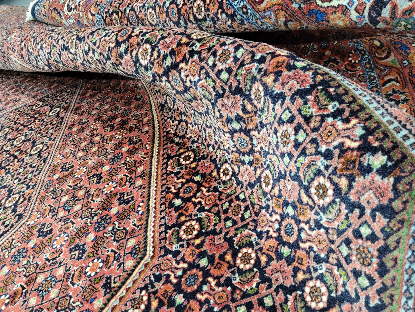 Bidjar Teppich Korkwolle signiert feine Knüpfung