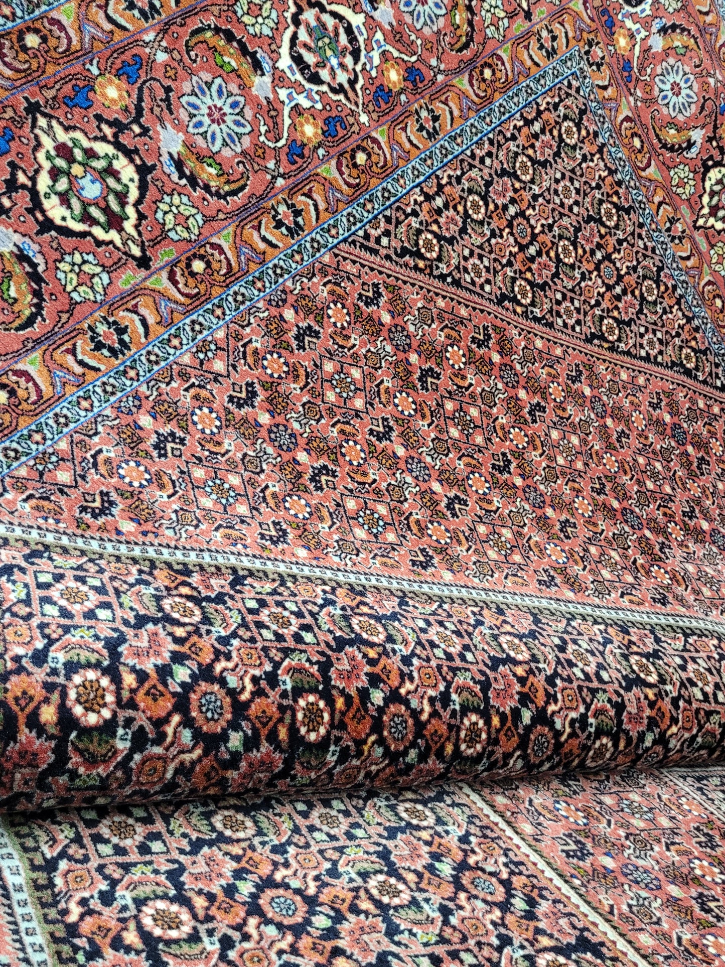 Bidjar Teppich Korkwolle signiert feine Knüpfung