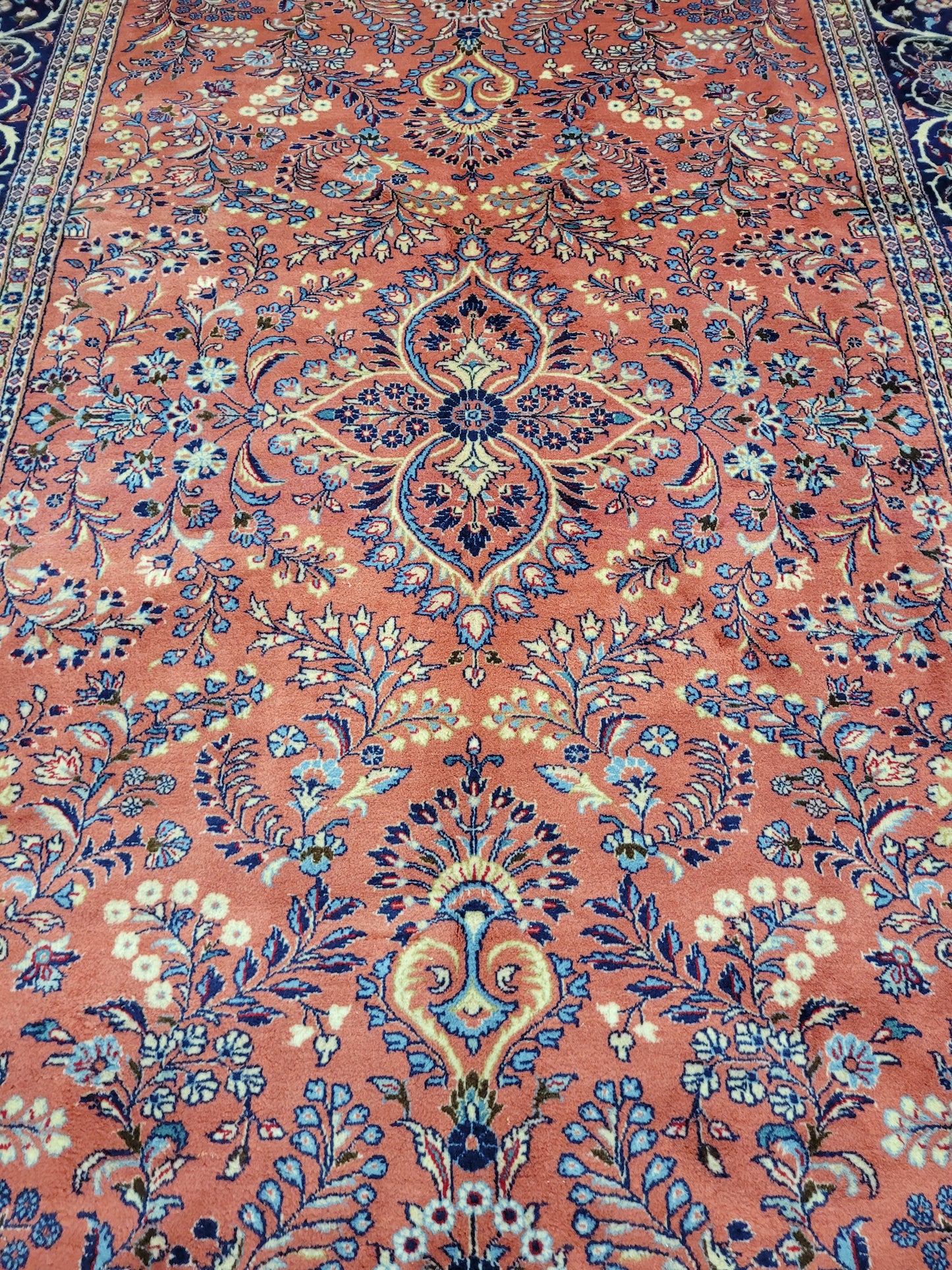 Sarough Teppich Wolle signiert florales Design