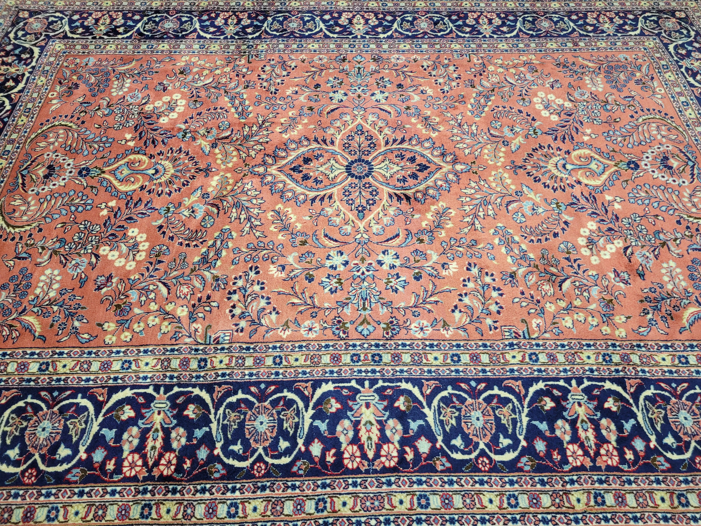 Sarough Teppich Wolle signiert florales Design