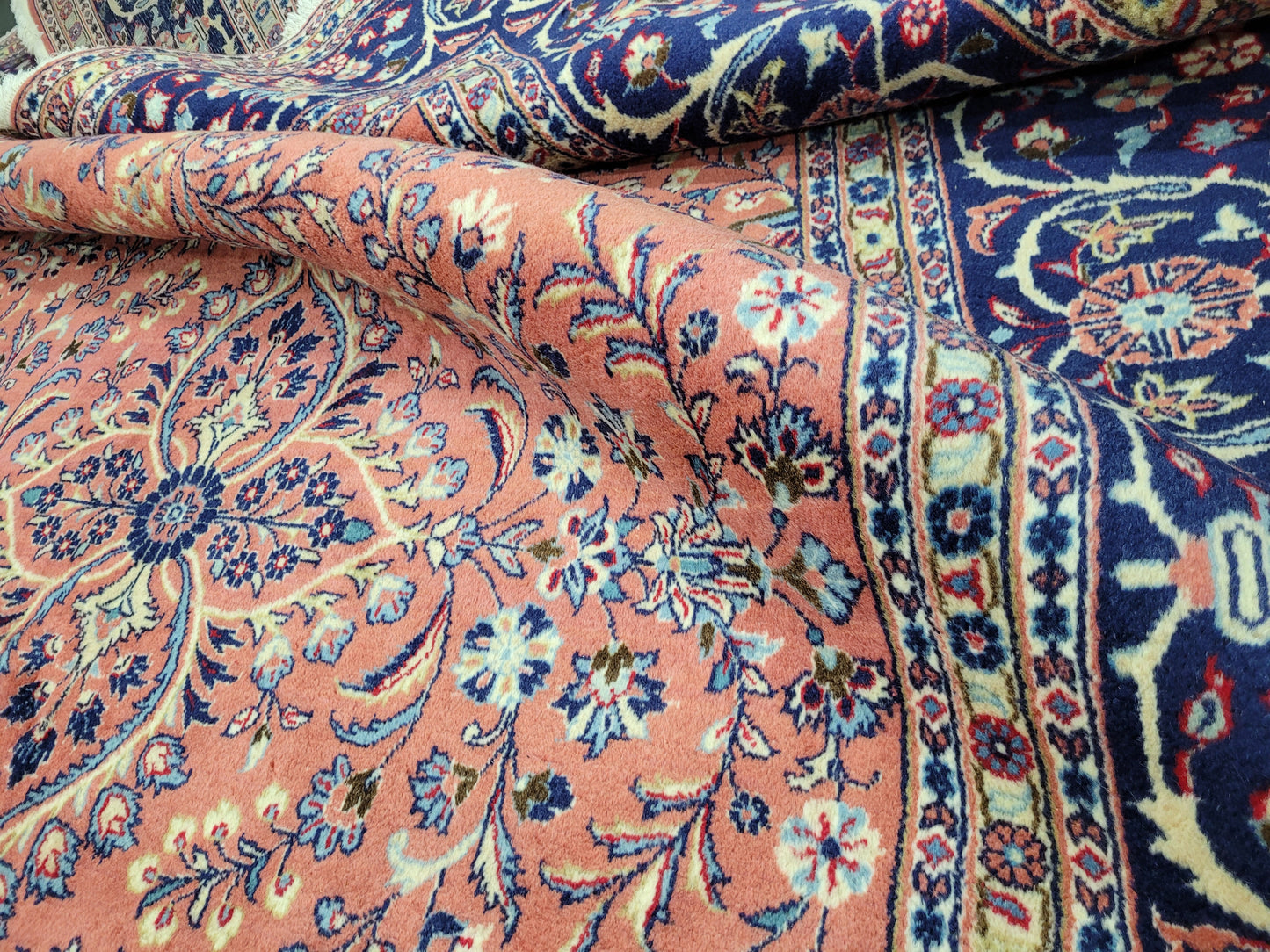 Sarough Teppich Wolle signiert florales Design