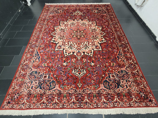 Heriz Teppich Korkwolle alt Medaillonmuster