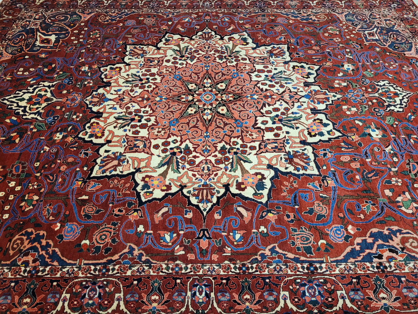 Heriz Teppich Korkwolle alt Medaillonmuster