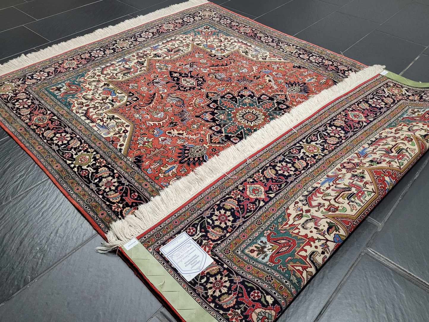 Täbriz Teppich Korkwolle Seide auf Seide Medaillon feine Knüpfung