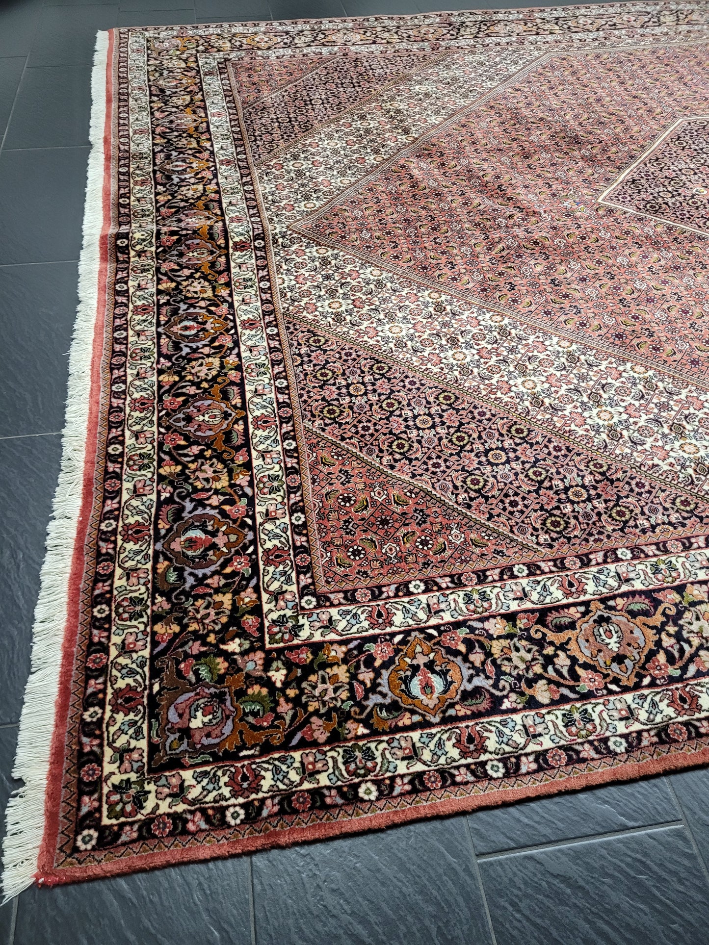 Bidjar Teppich Korkwolle feine Knüpfung großes Rhombus-Medaillon