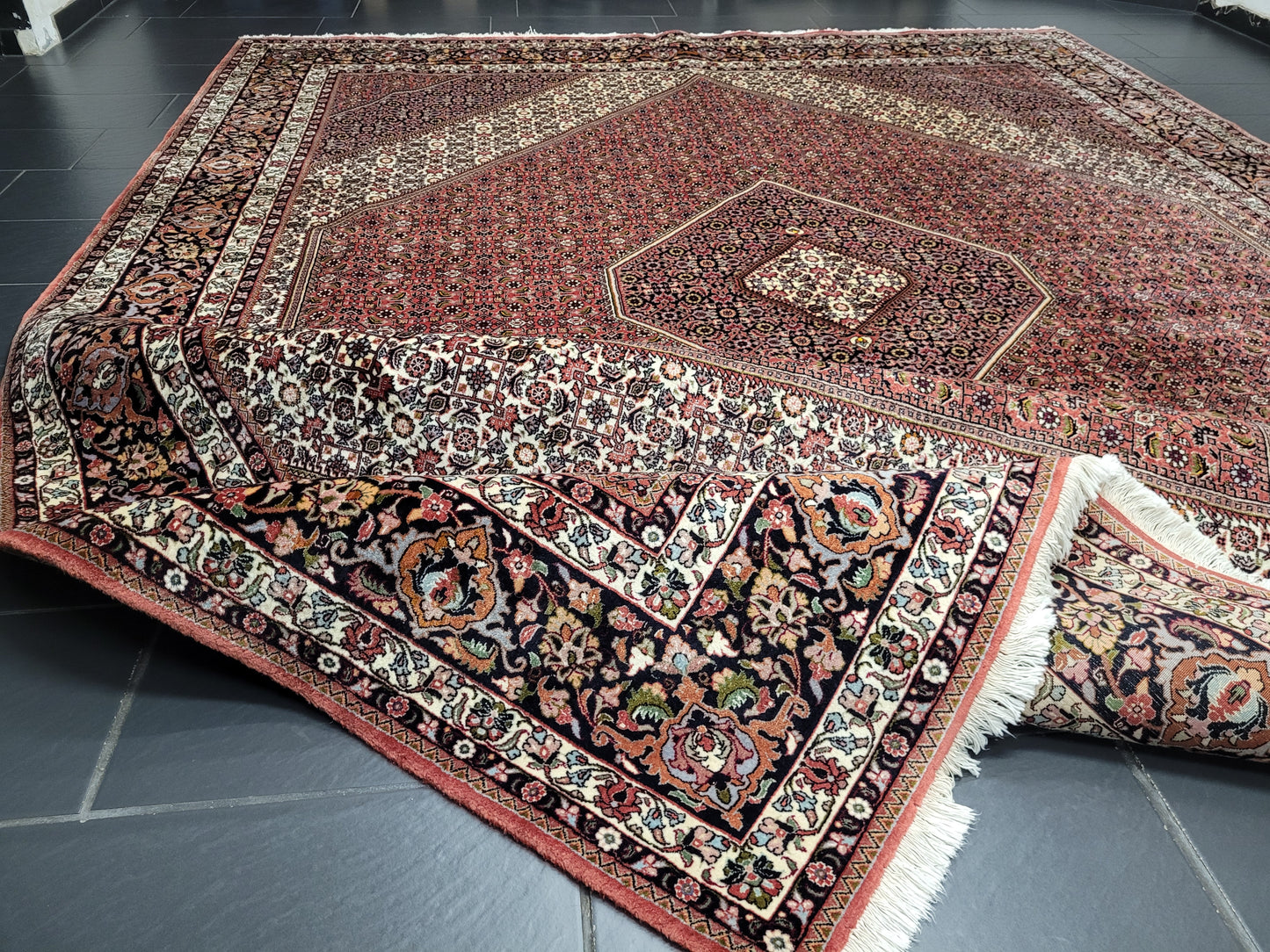 Bidjar Teppich Korkwolle feine Knüpfung großes Rhombus-Medaillon