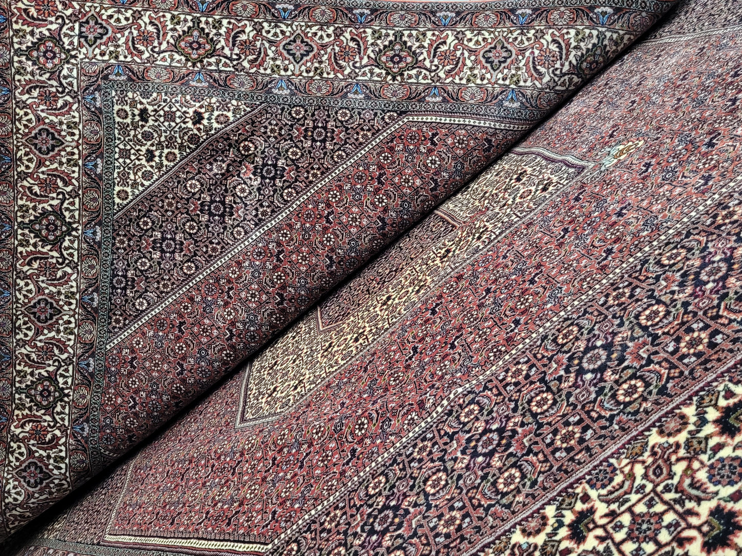 Täbriz Bidjar Tekab Teppich Korkwolle feine Knüpfung 270x210 cm