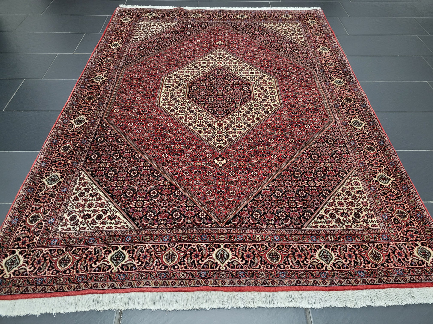 Bidjar Teppich Korkwolle feine Knüpfung 235x170 cm