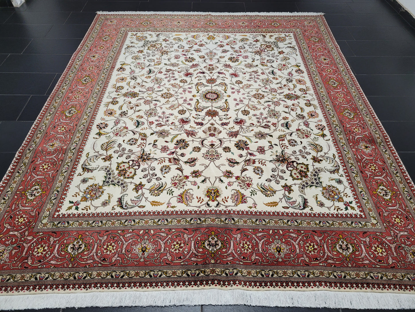 Täbriz Teppich Korkwolle Seide feine Knüpfung 300x250 cm