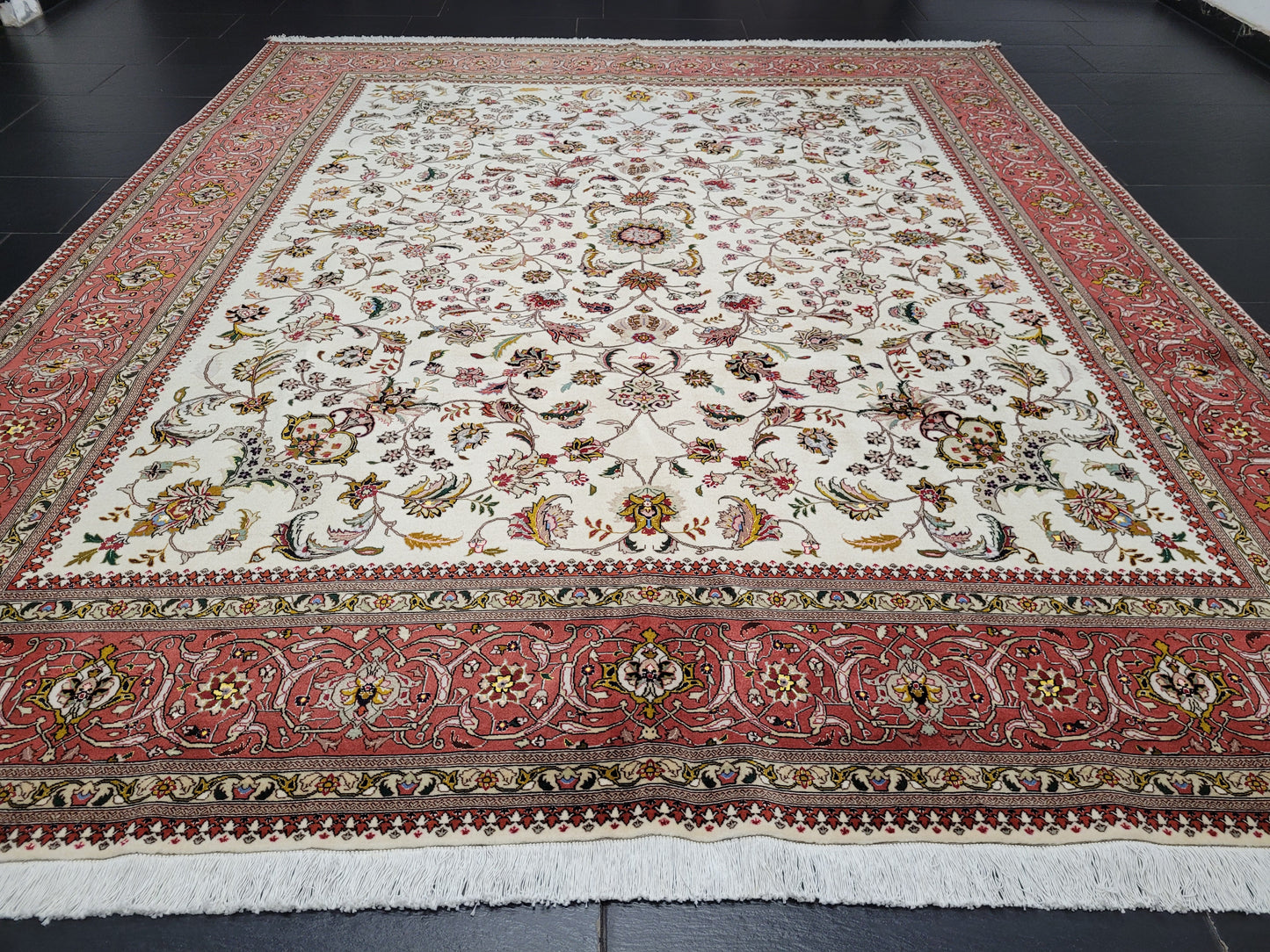 Täbriz Teppich Korkwolle Seide feine Knüpfung 300x250 cm