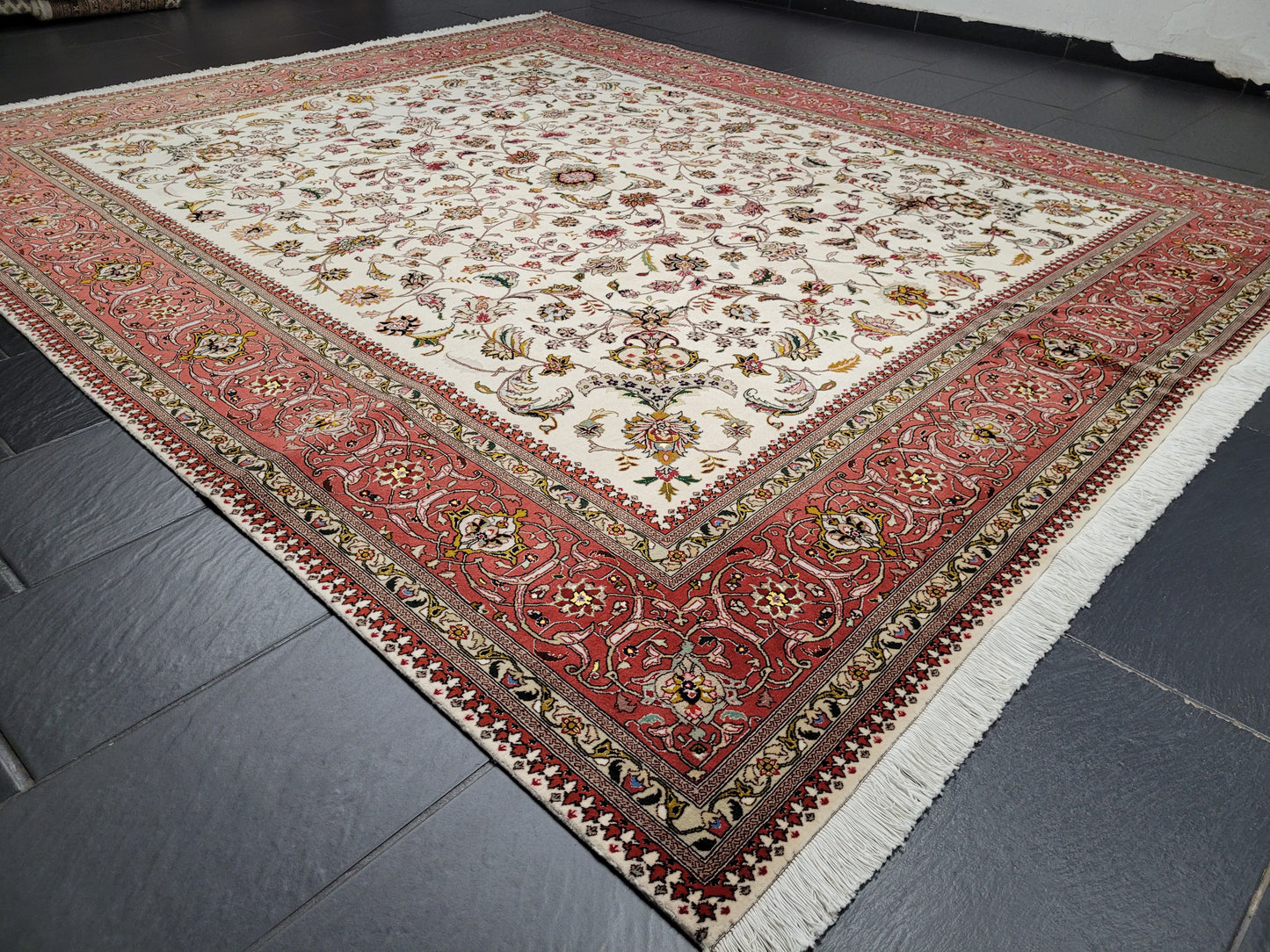 Täbriz Teppich Korkwolle Seide feine Knüpfung 300x250 cm