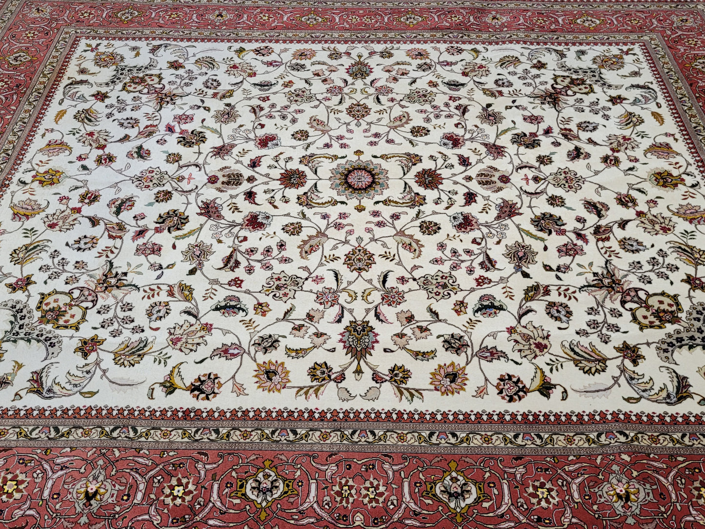 Täbriz Teppich Korkwolle Seide feine Knüpfung 300x250 cm