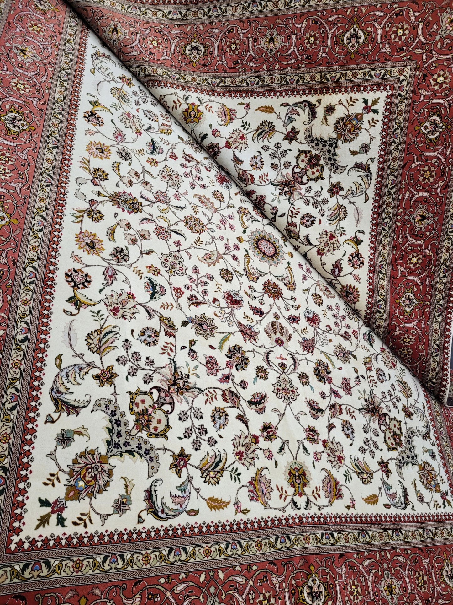 Täbriz Teppich Korkwolle Seide feine Knüpfung 300x250 cm