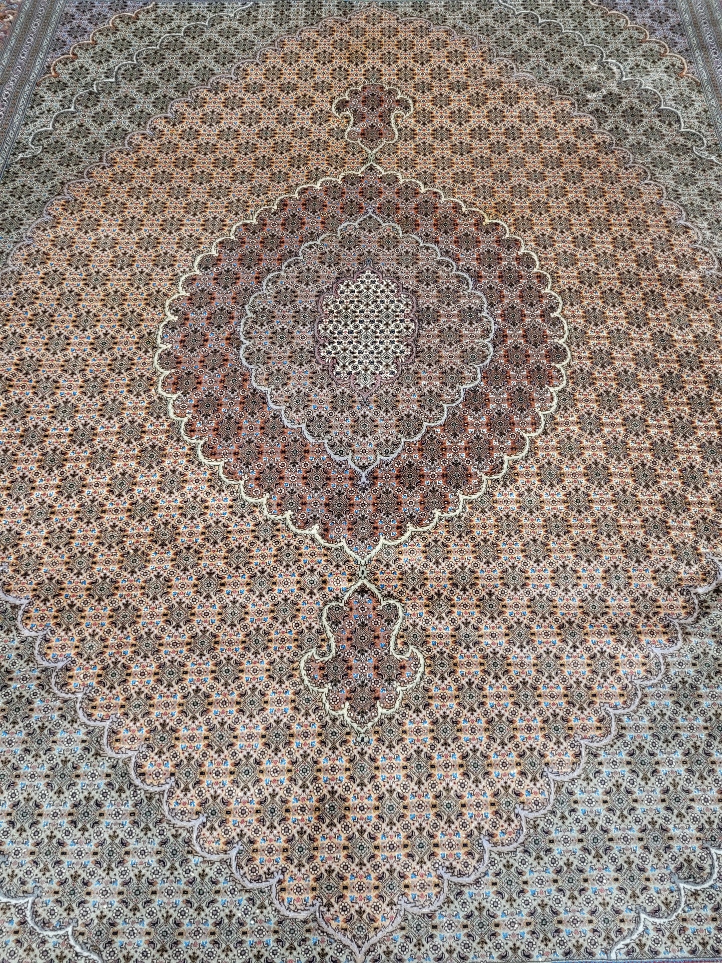 Täbriz Teppich Korkwolle feine Knüpfkunst 300 × 290 cm