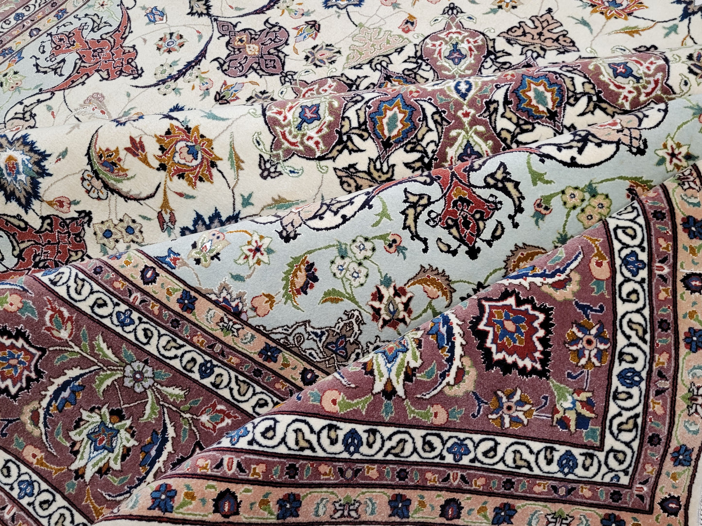 Täbriz Teppich Korkwolle Seide Medaillon feine Knüpfung 250x250 cm