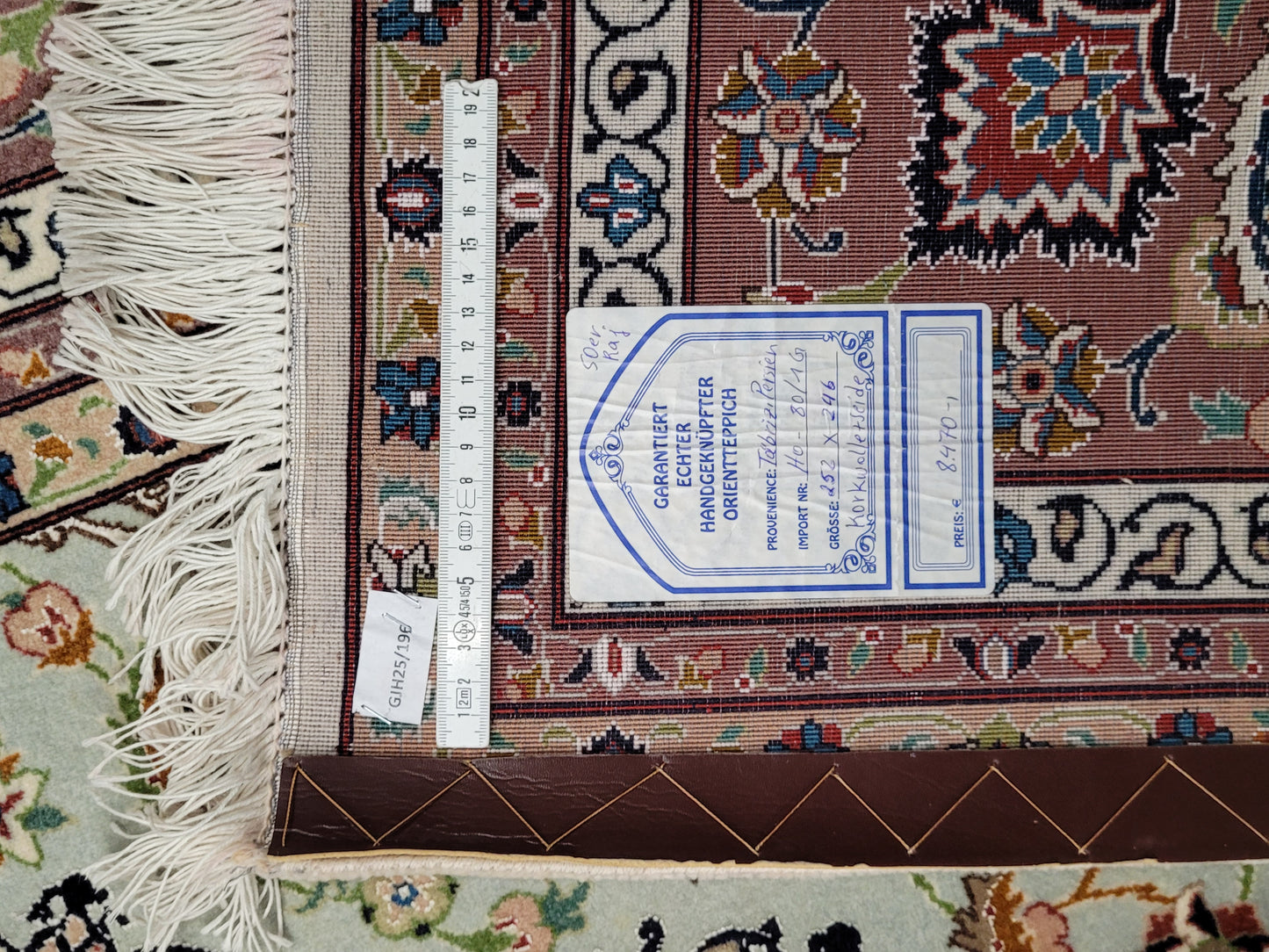 Täbriz Teppich Korkwolle Seide Medaillon feine Knüpfung 250x250 cm