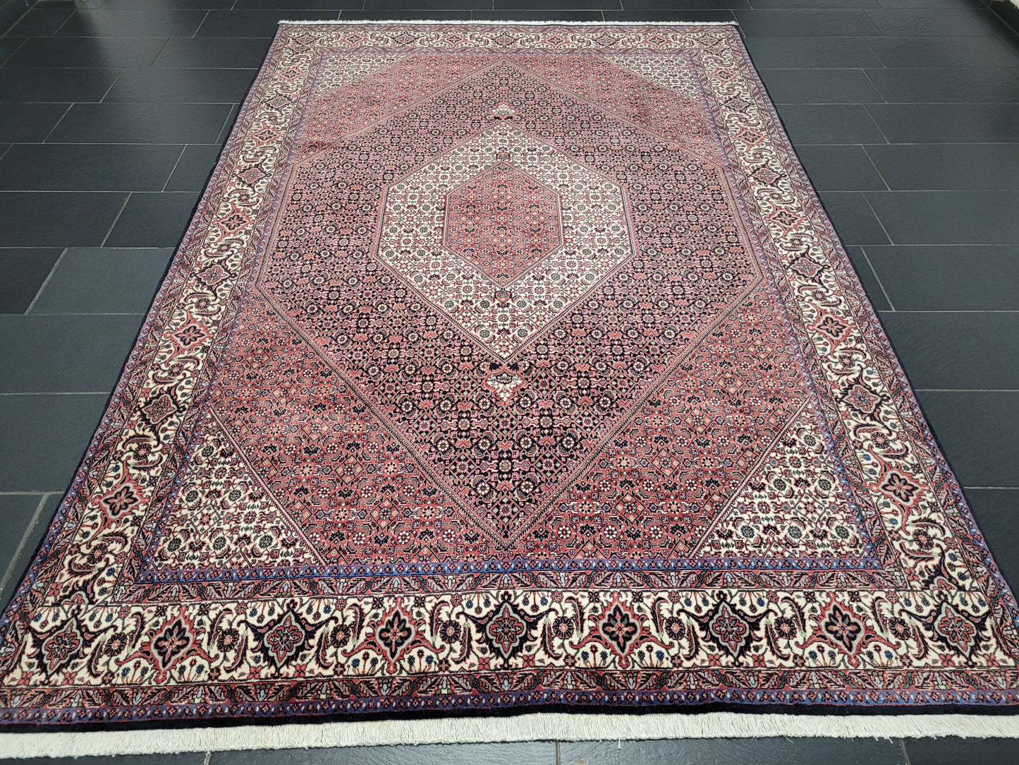 Bidjar Teppich Korkwolle Tekab fein Hexagon Medaillon 310x200 cm