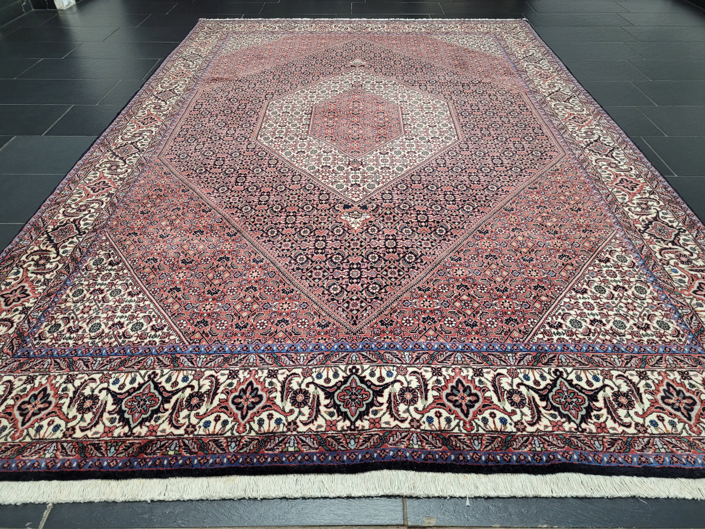 Bidjar Teppich Korkwolle Tekab fein Hexagon Medaillon 310x200 cm