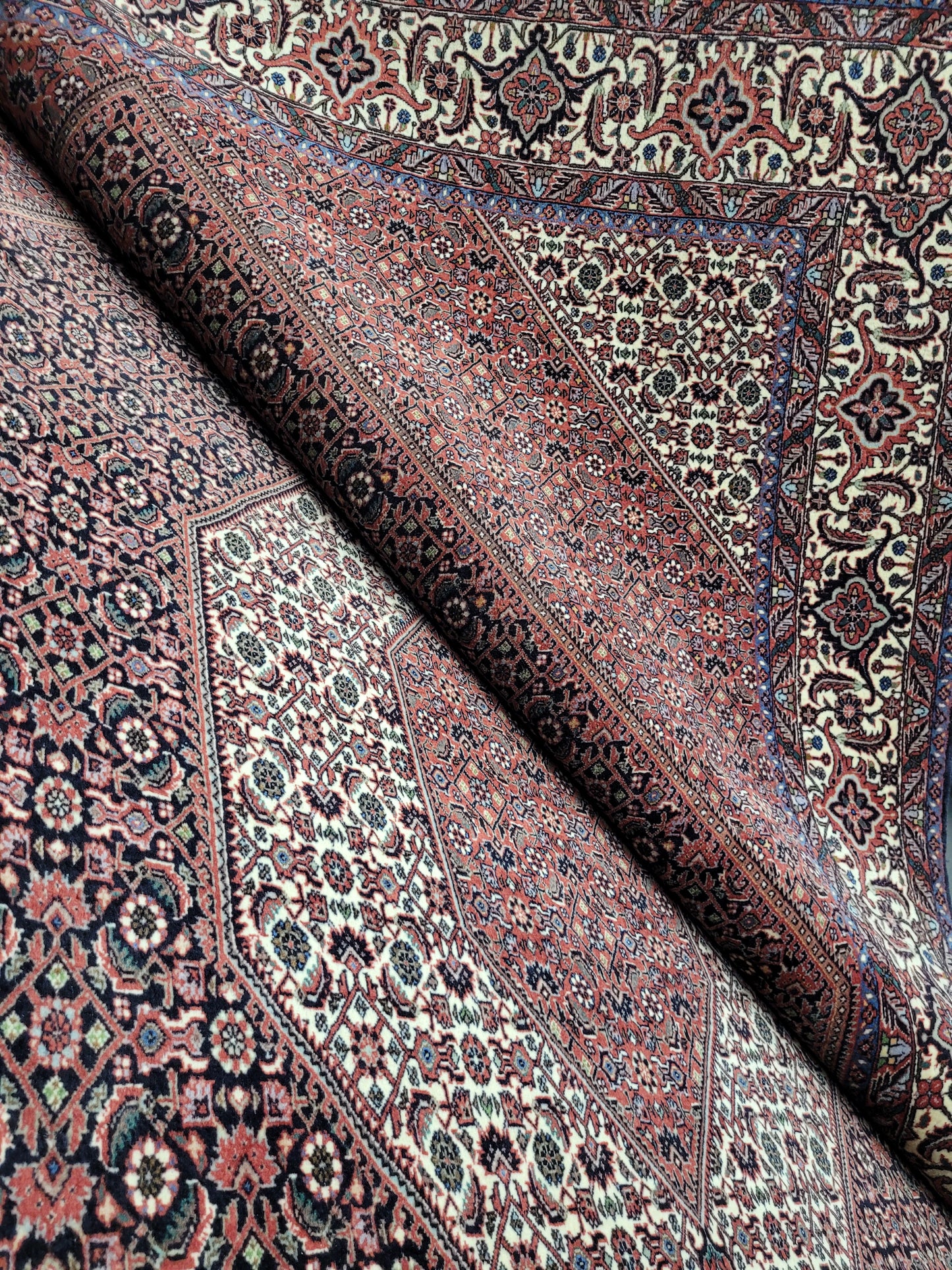 Bidjar Teppich Korkwolle Tekab fein Hexagon Medaillon 310x200 cm