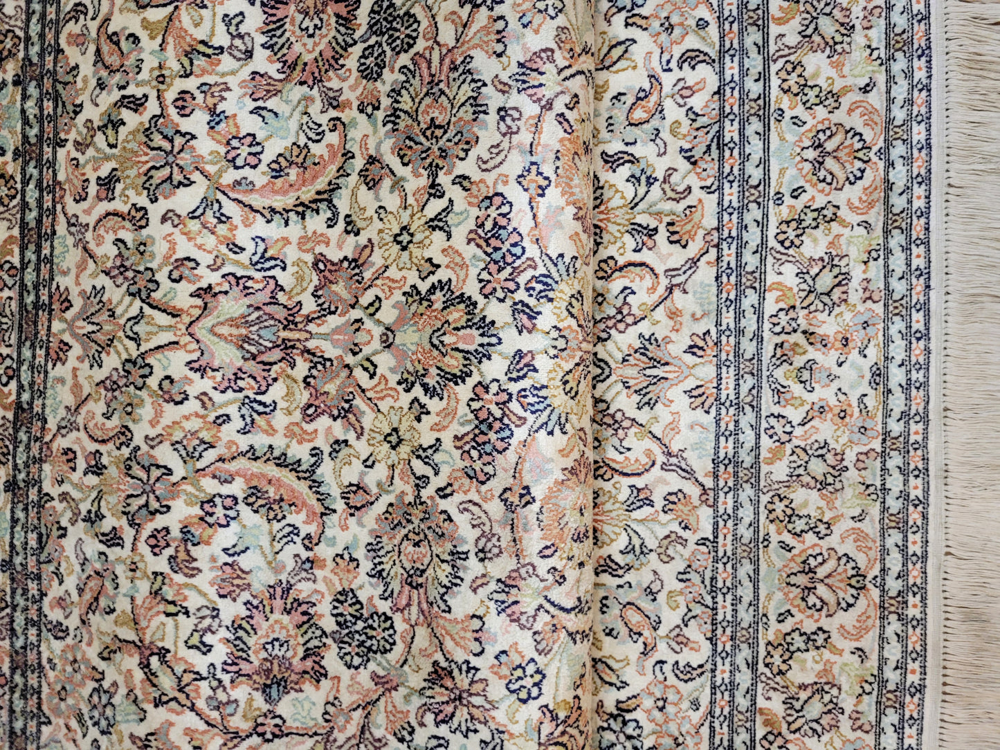 Ghom Seidenteppich 194x130 cm Seide auf Seide feine Knüpfkunst