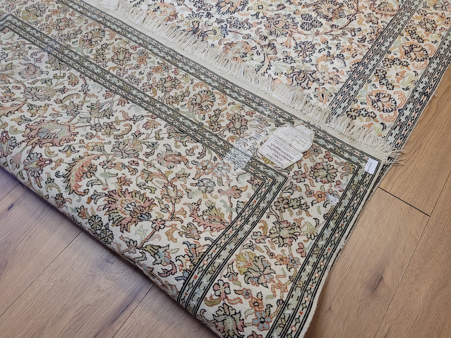 Ghom Seidenteppich 194x130 cm Seide auf Seide feine Knüpfkunst