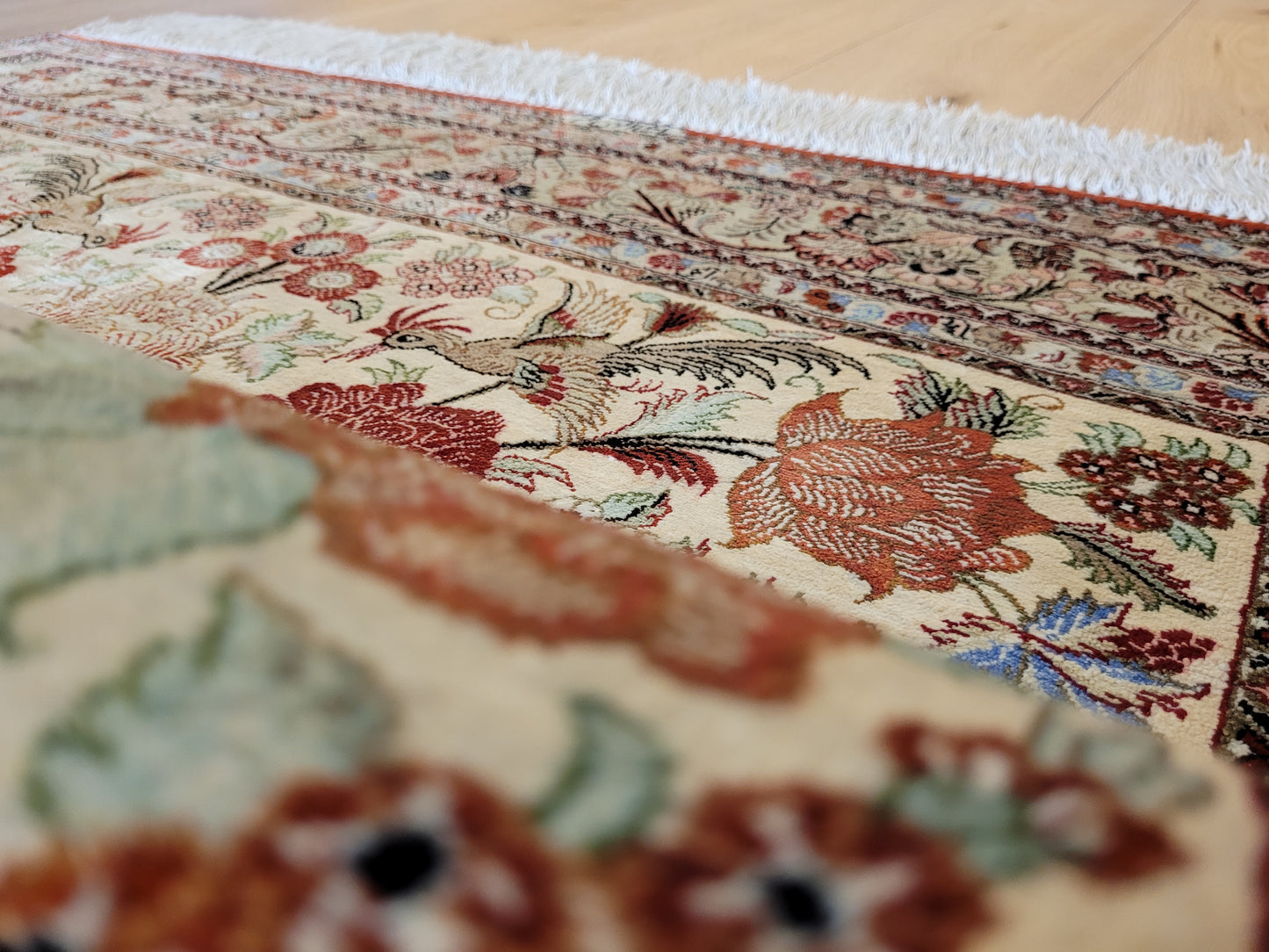 Ghom Seidenteppich 155x108 cm Seide auf Seide signiert feine Knüpfung