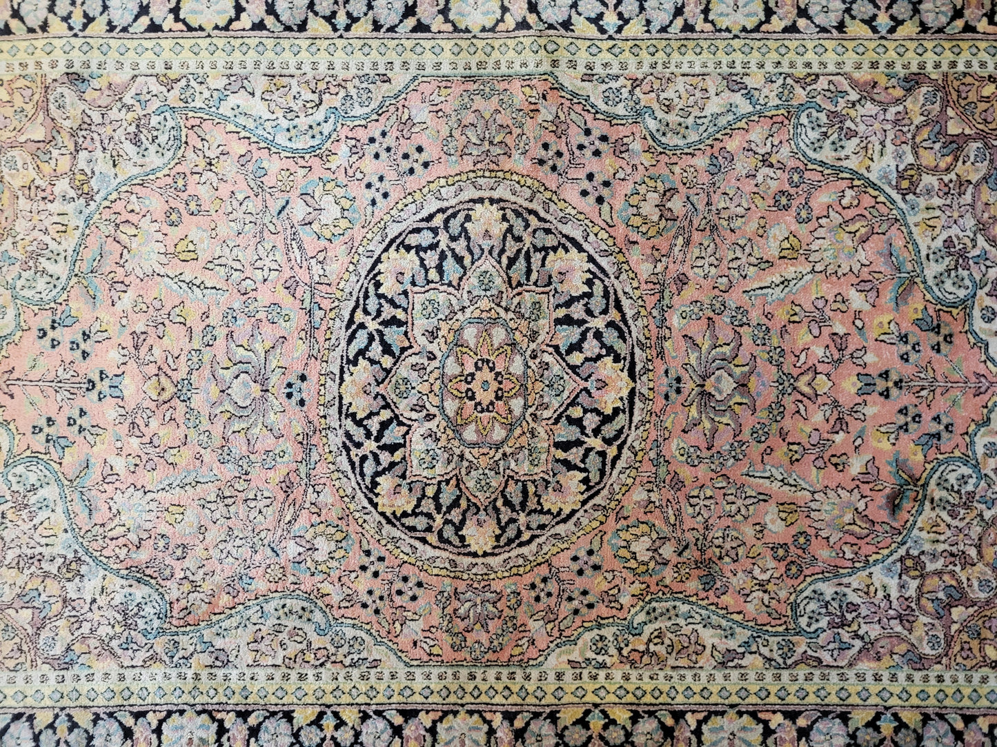 Kaschmir Seidenteppich 182x125 cm florales Medaillon feine Knüpfung