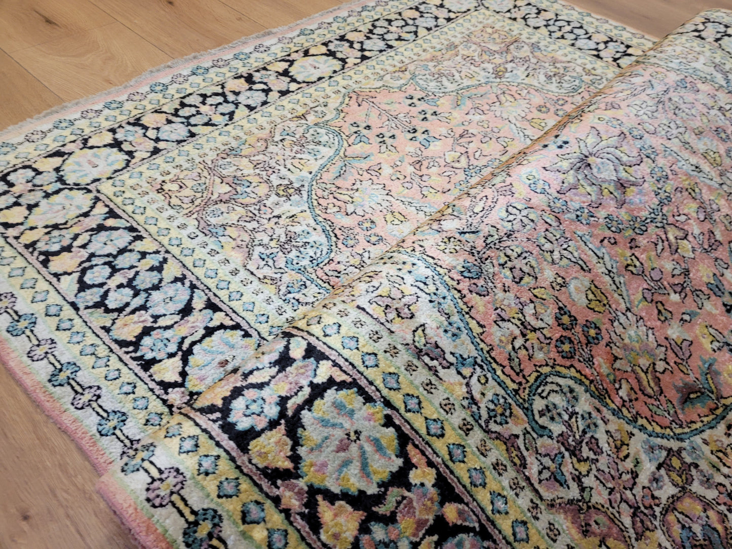 Kaschmir Seidenteppich 182x125 cm florales Medaillon feine Knüpfung