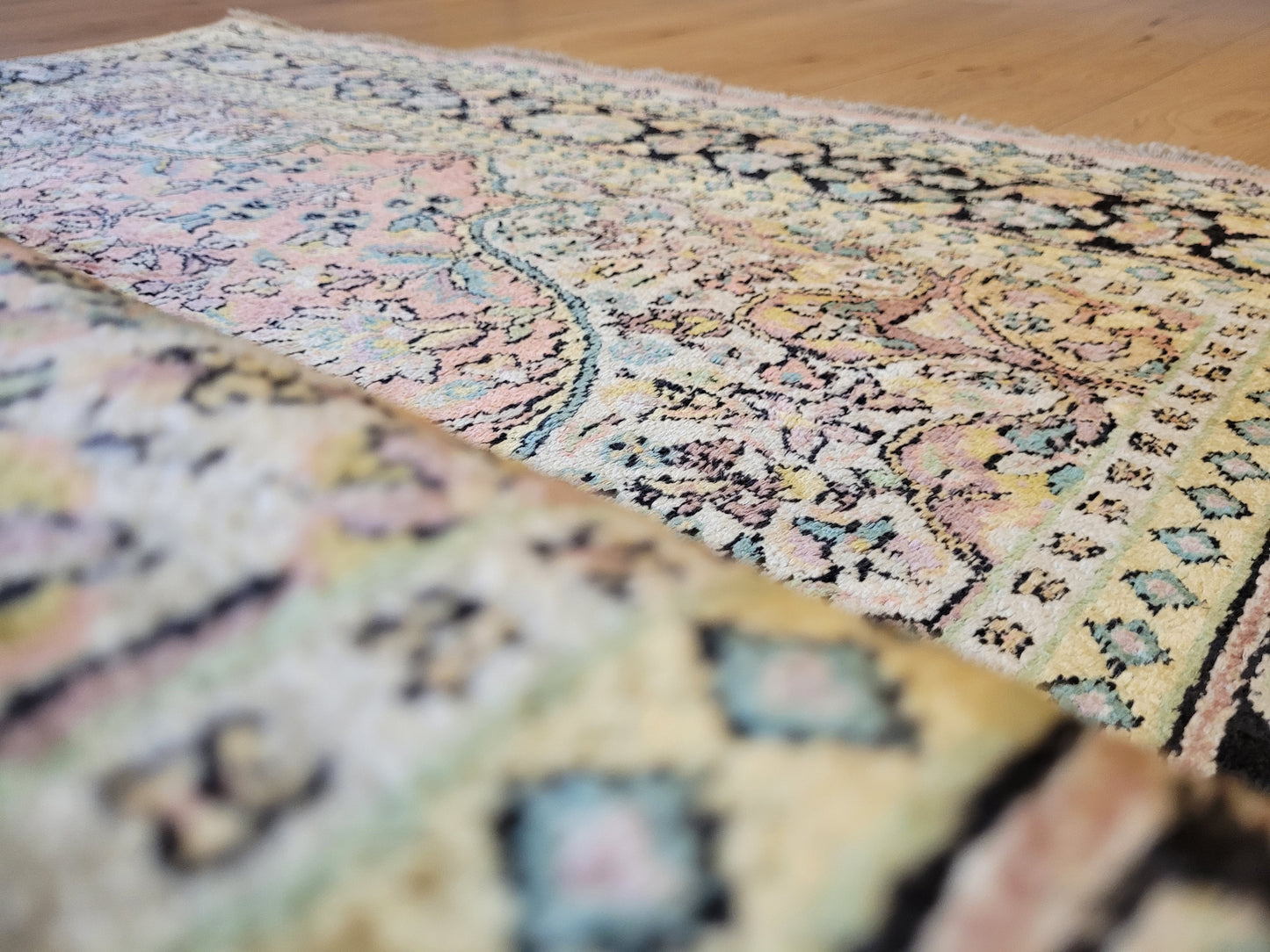 Kaschmir Seidenteppich 182x125 cm florales Medaillon feine Knüpfung