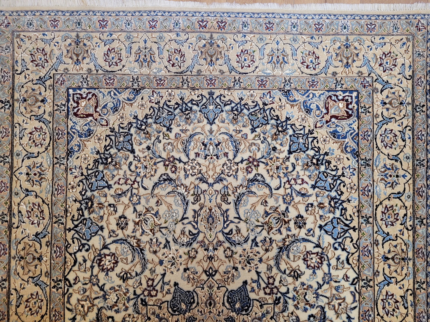 Nain Teppich Korkwolle Seide Habibyan fein 205x126 cm