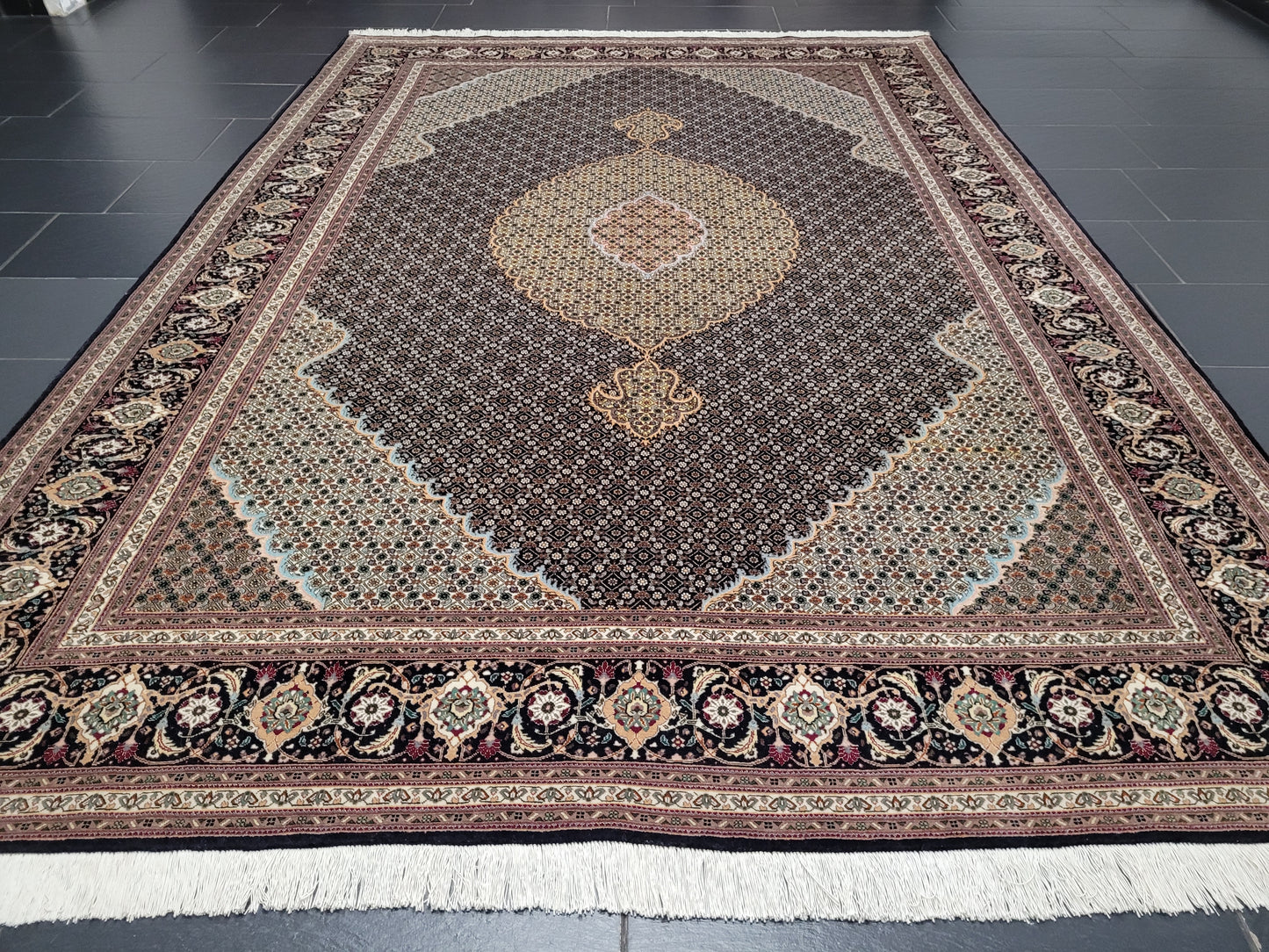 Täbriz Teppich 300x205 cm Korkwolle mit Seide feine Mahr Knüpfung