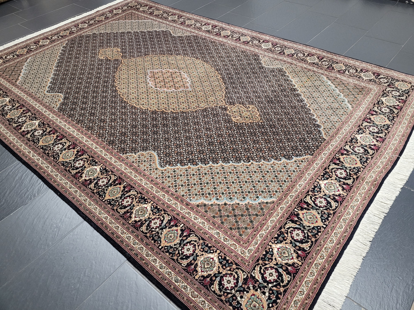 Täbriz Teppich 300x205 cm Korkwolle mit Seide feine Mahr Knüpfung