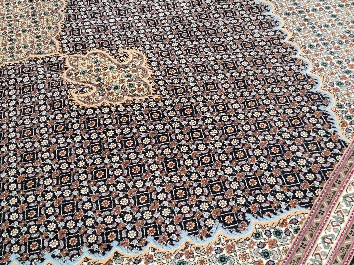 Täbriz Teppich 300x205 cm Korkwolle mit Seide feine Mahr Knüpfung