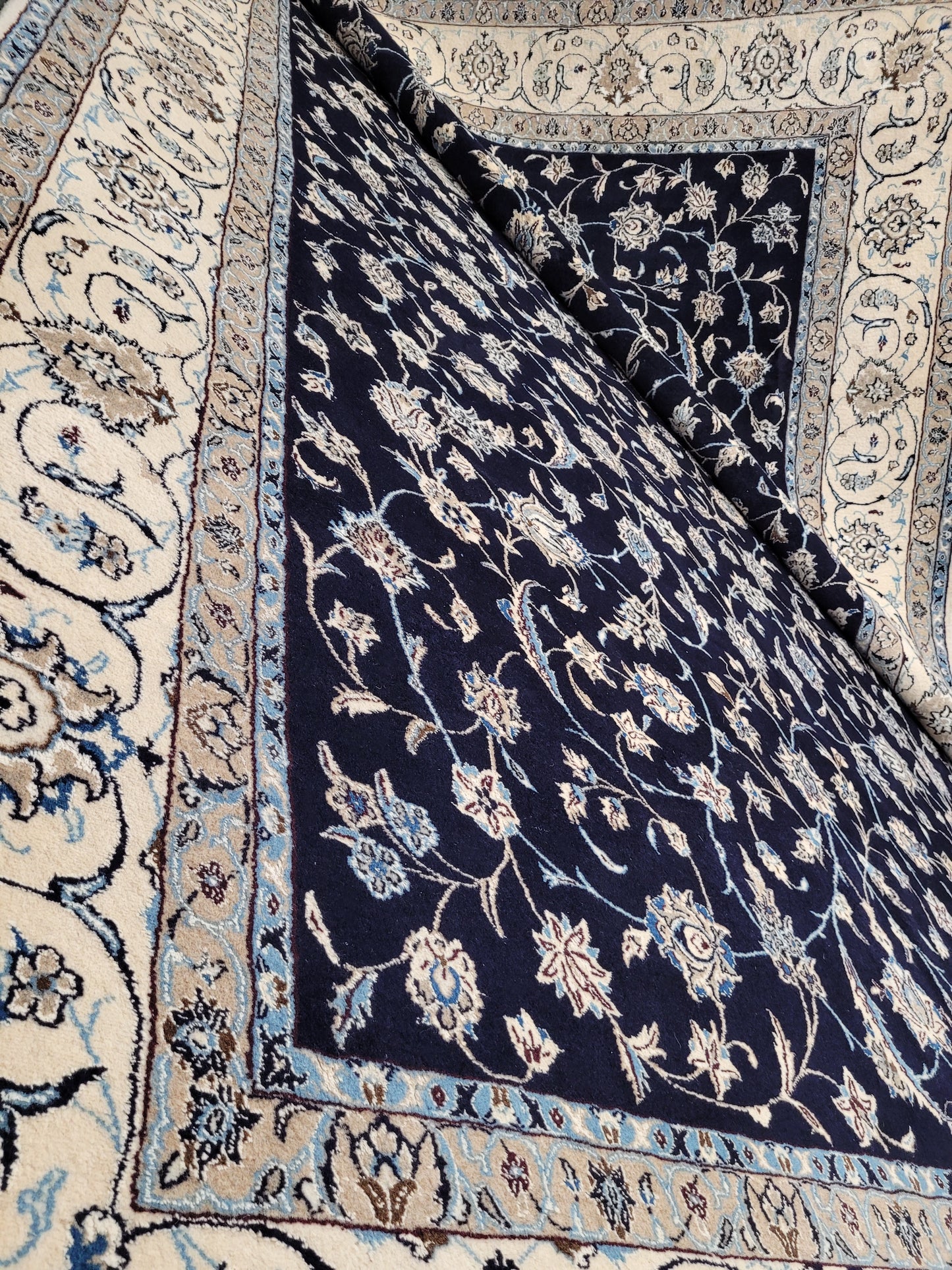 Nain Teppich 340x240 cm feine Wolle mit Seide klassisches Blumenmuster