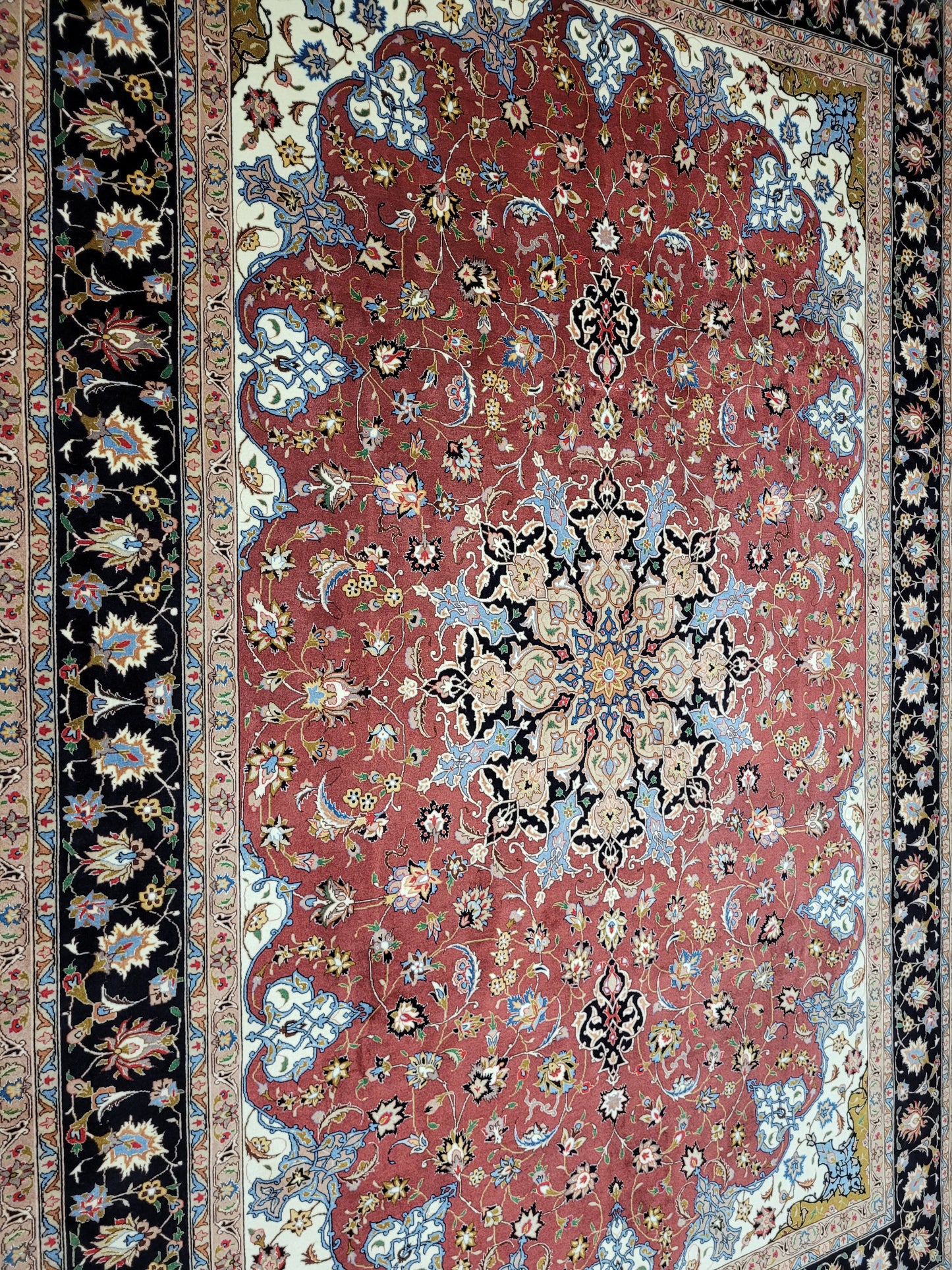 Täbriz Teppich 305x205 cm Korkwolle mit Seidenakzenten feine Knüpfung