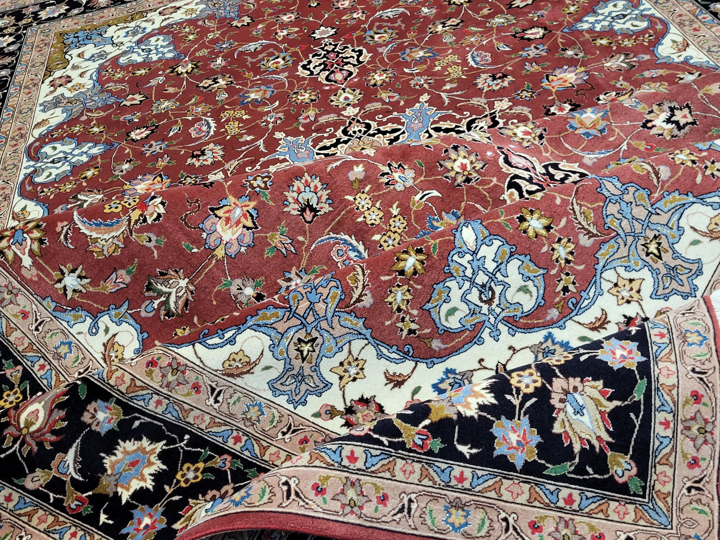 Täbriz Teppich 305x205 cm Korkwolle mit Seidenakzenten feine Knüpfung