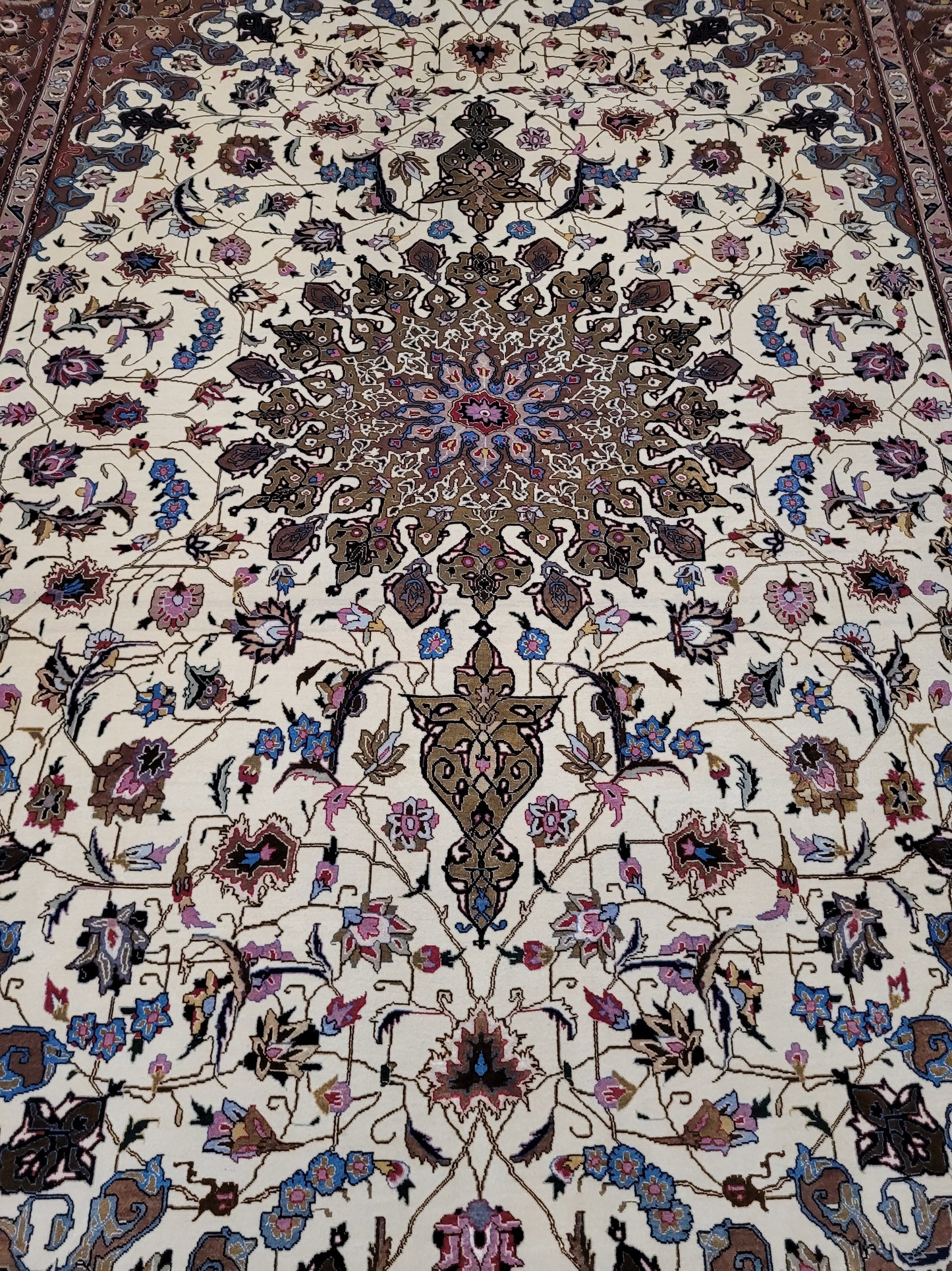 Täbriz Teppich 305x205 cm Korkwolle mit Seidenanteil feine Knüpfung