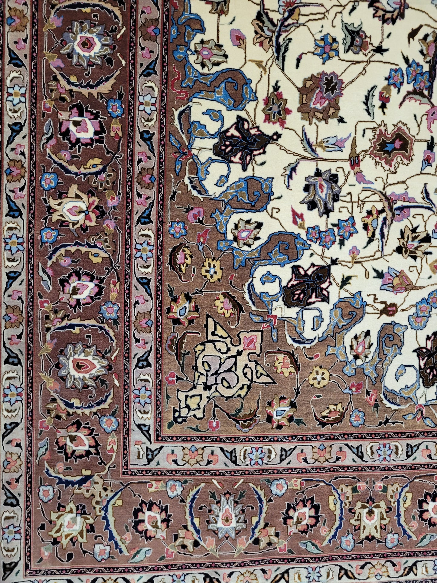 Täbriz Teppich 305x205 cm Korkwolle mit Seidenanteil feine Knüpfung