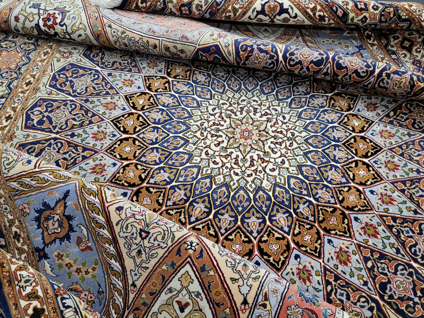 Täbriz Teppich 310x205 cm Korkwolle mit Seidenanteil feine Ghombad Knüpfung