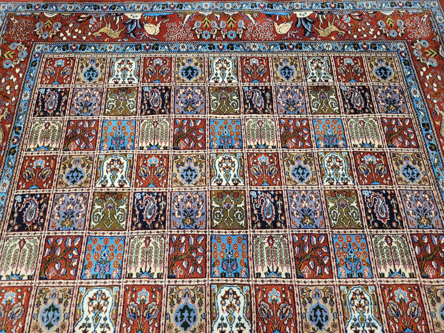 Täbriz Felder Teppich 255x255 cm Korkwolle mit Seidenanteil feine Knüpfung