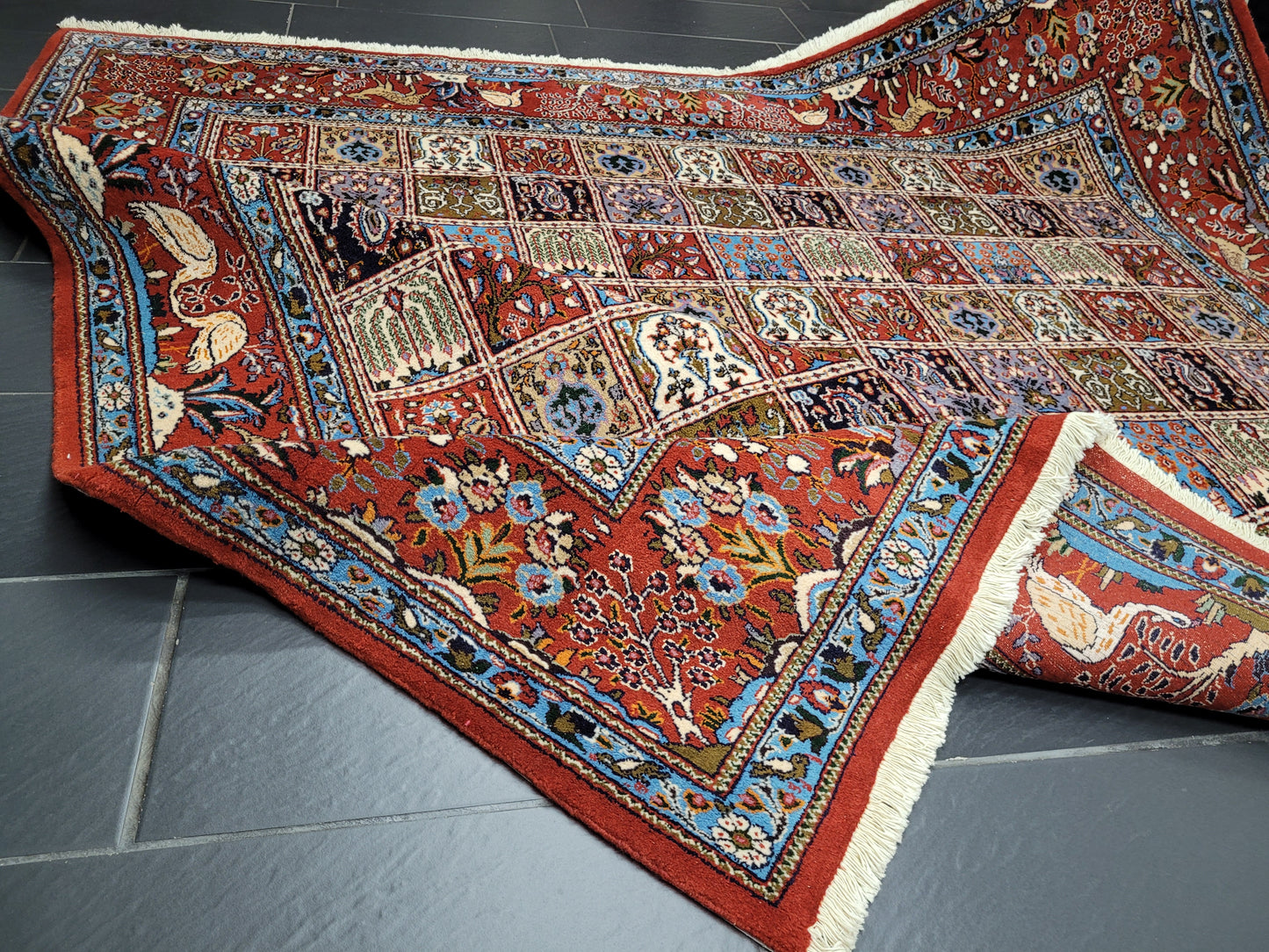 Täbriz Felder Teppich 255x255 cm Korkwolle mit Seidenanteil feine Knüpfung