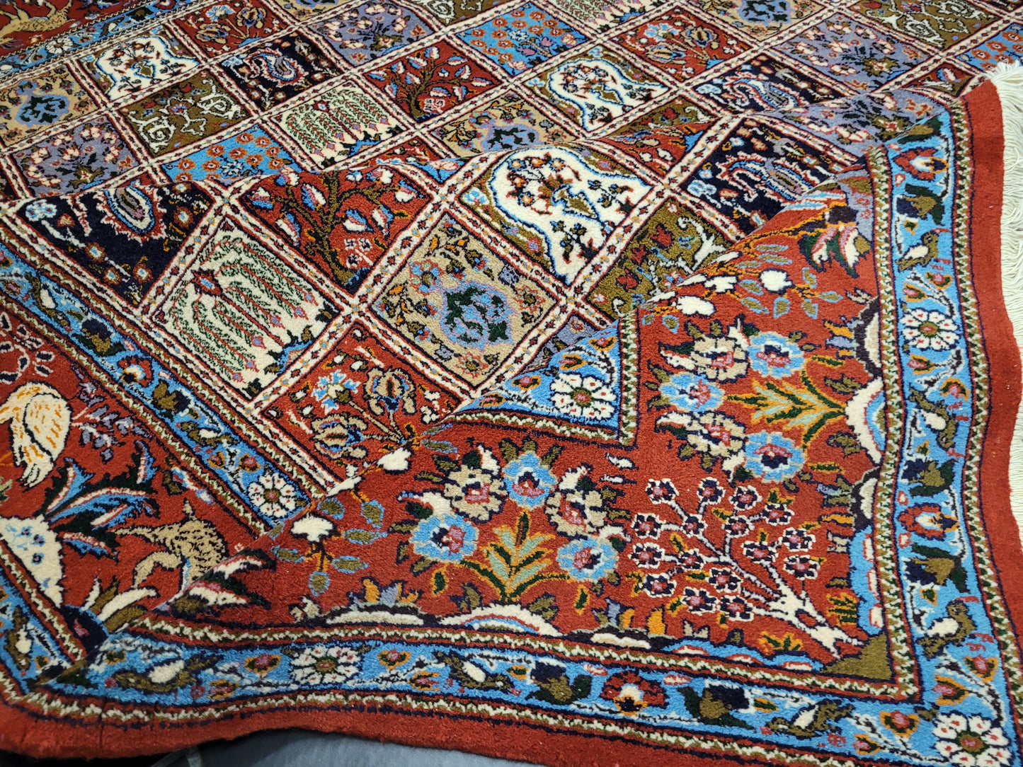 Täbriz Felder Teppich 255x255 cm Korkwolle mit Seidenanteil feine Knüpfung