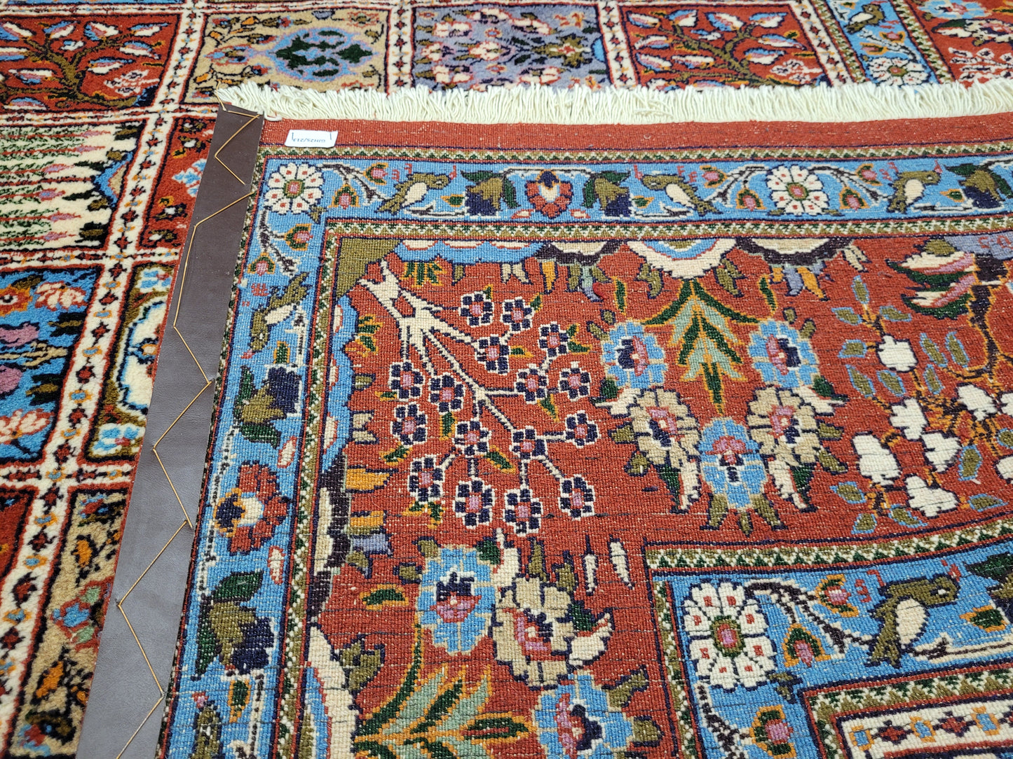 Täbriz Felder Teppich 255x255 cm Korkwolle mit Seidenanteil feine Knüpfung