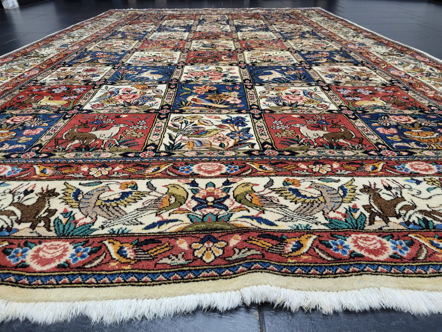 Sarough Teppich 310x200 cm reine Wolle feine Felderknüpfung