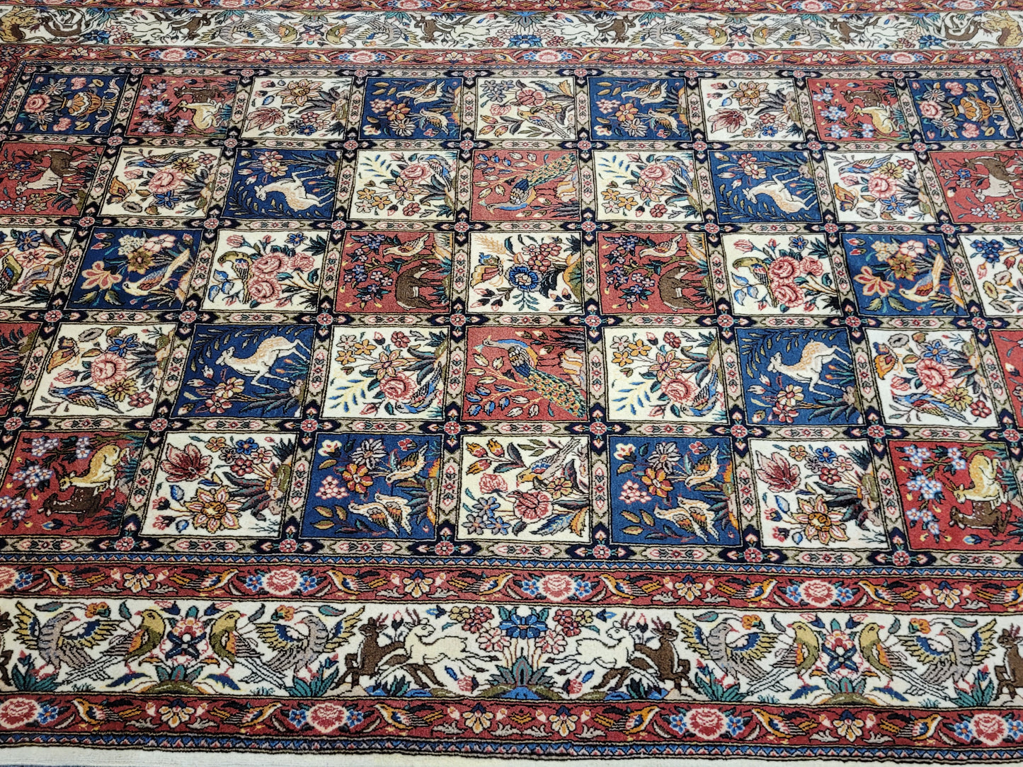 Sarough Teppich 310x200 cm reine Wolle feine Felderknüpfung