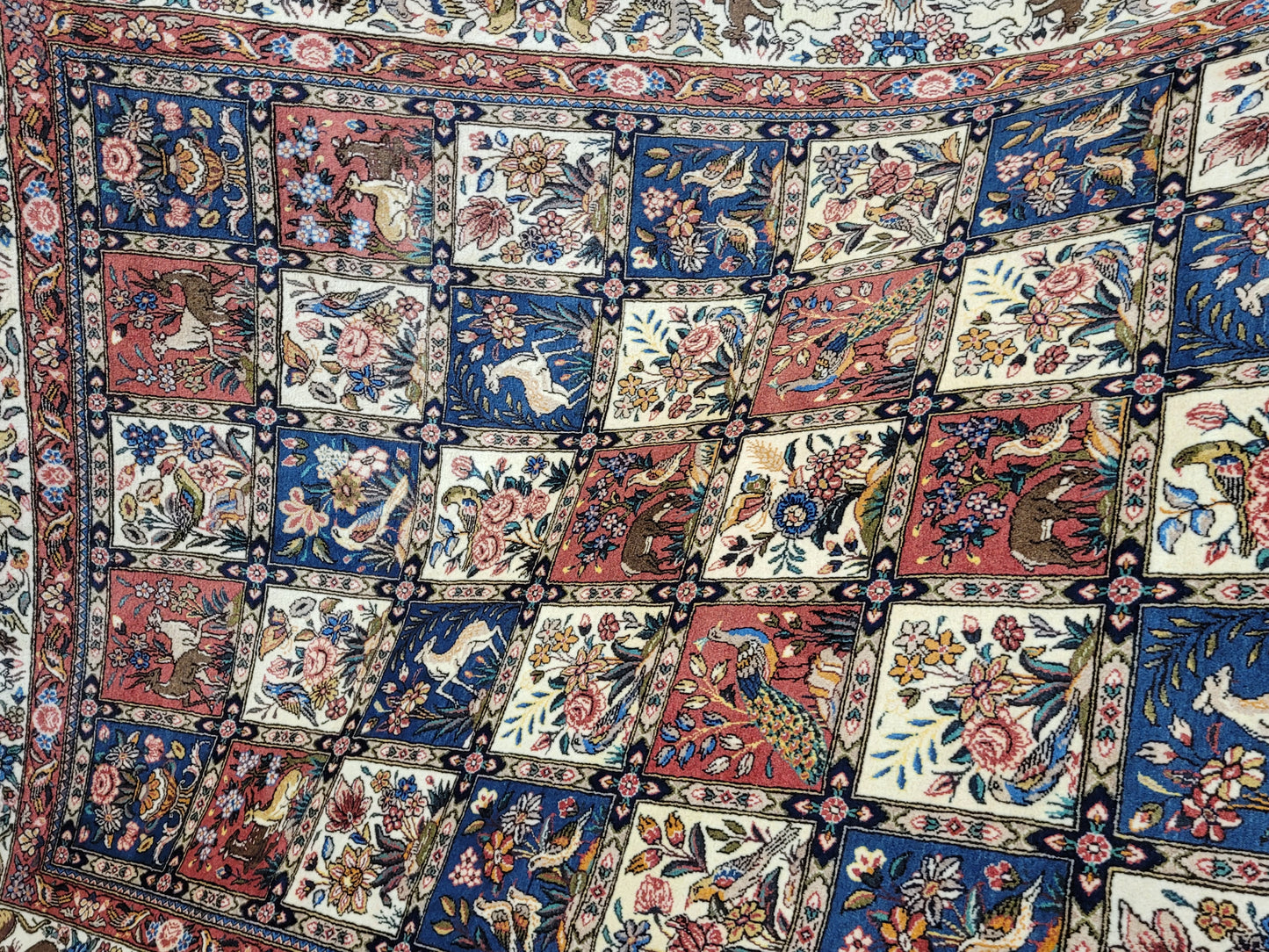 Sarough Teppich 310x200 cm reine Wolle feine Felderknüpfung