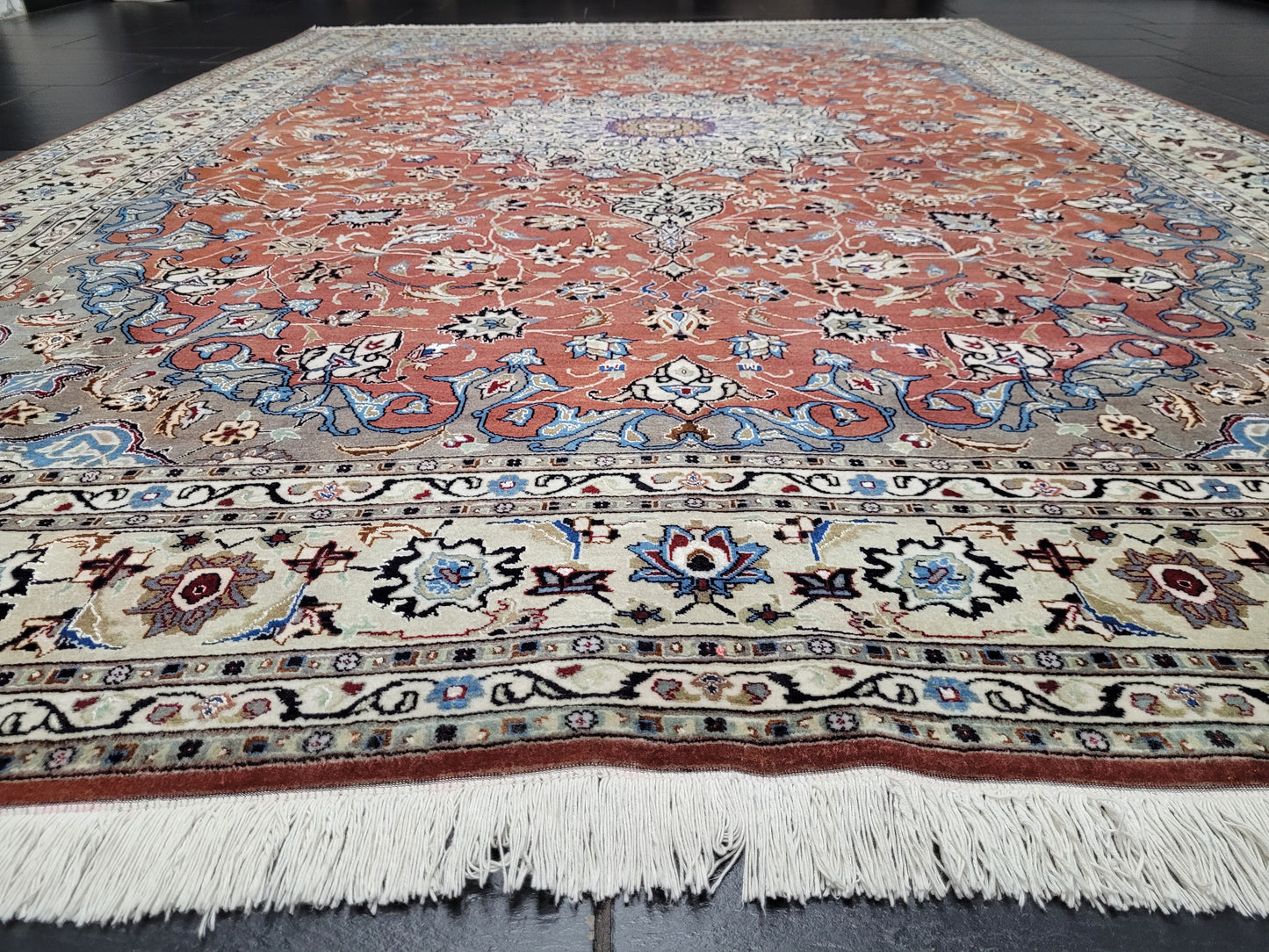 Täbriz Teppich 298x203 cm feine Korkwolle mit Seidenanteil klassische Knüpfkunst