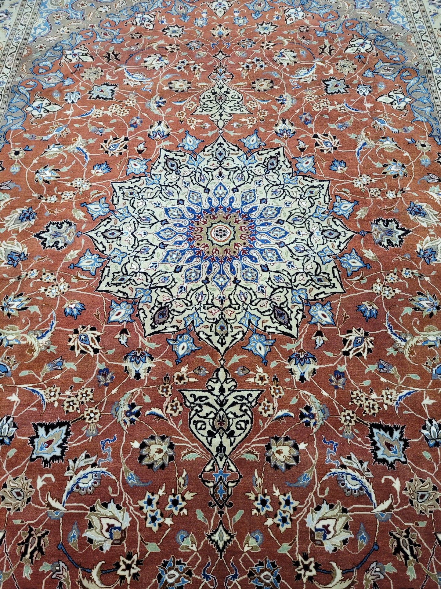 Täbriz Teppich 298x203 cm feine Korkwolle mit Seidenanteil klassische Knüpfkunst